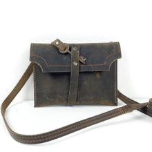 Load image into Gallery viewer, Divina Denuevo Bag- Mayfair Purse- two colors