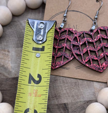 Load image into Gallery viewer, Cutout Sparkle heart earrings