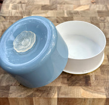 Load image into Gallery viewer, Vintage Estée Lauder Youth-Dew Dusting Powder- empty container