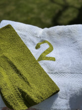 Load image into Gallery viewer, Vintage Abercrombie Bath Towel Set