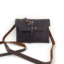 Load image into Gallery viewer, Divina Denuevo Bag- Mayfair Purse- two colors