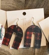 Load image into Gallery viewer, The Mary- Available in 5 prints