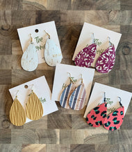 Load image into Gallery viewer, The Henrietta- Available in 5 prints