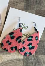 Load image into Gallery viewer, The Henrietta- Available in 5 prints