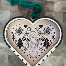 Load image into Gallery viewer, Winter heart with cat ornament- 3D
