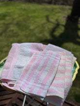 Load image into Gallery viewer, Vintage Bath Towel Set- pink &amp; white stripe
