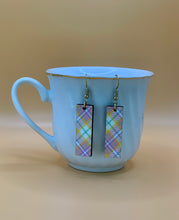 Load image into Gallery viewer, Spring plaid earrings- rectangle- 3 colors
