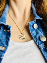 Load image into Gallery viewer, Necklace - Flower
